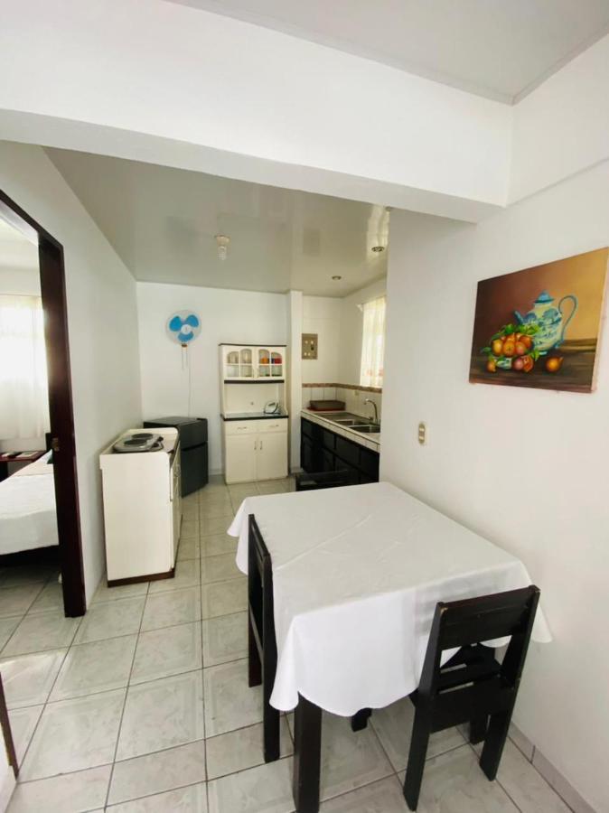 Hotel Alicia La Fortuna Extérieur photo