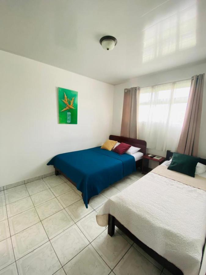 Hotel Alicia La Fortuna Extérieur photo